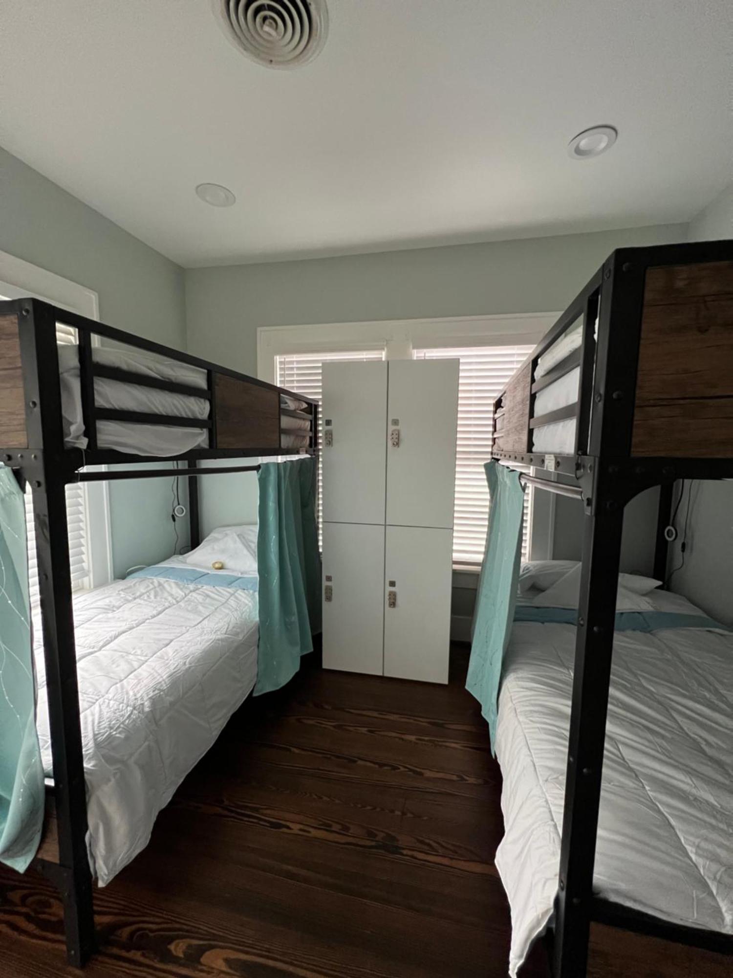 Mycrib Houston Hostel Extérieur photo